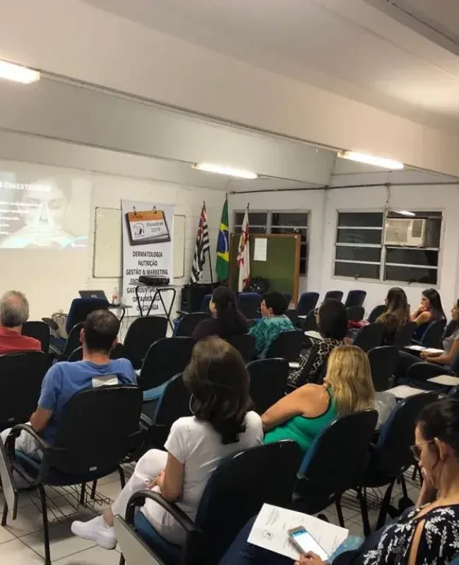 Associação-dos-Médicos-Veterinários-da-ZN-SP-min (1)